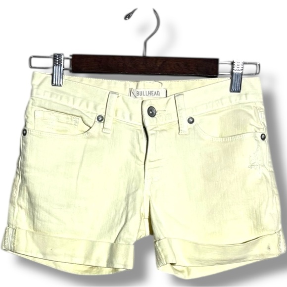 Bullhead Pants - Bullhead Women's Pastel Yellow Denim Cotton Cuffed Micro Mini Shorts